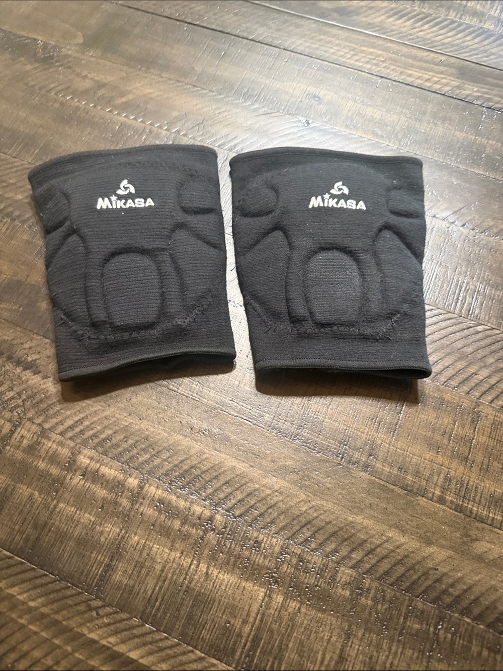 Mikasa Black Padded Knee Protectors
